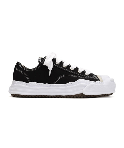 "Aeson Low Top" Sneaker